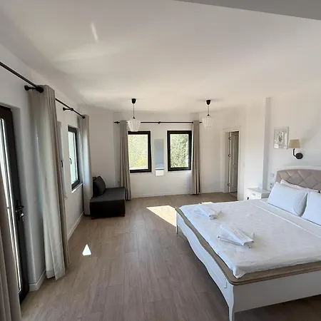 Gala Konukevi 4*