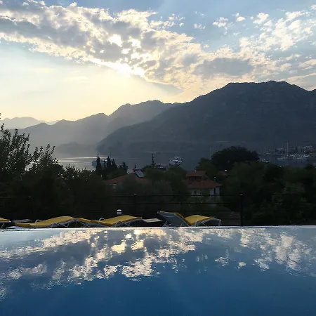 Maison d'hôtes Gala Selimiye (Aegean)